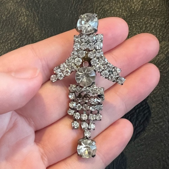 Vintage Unmarked Rhinestone Silver Tone Brooch - Picture 6 of 11